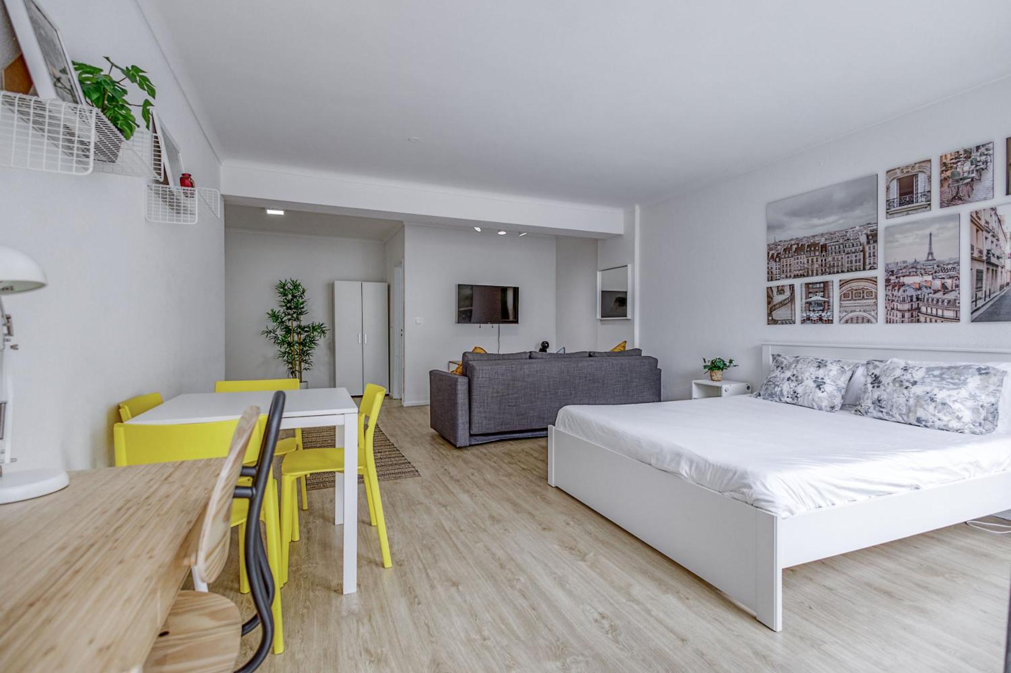 Travel & Live Alegria Apartments Porto Exterior photo